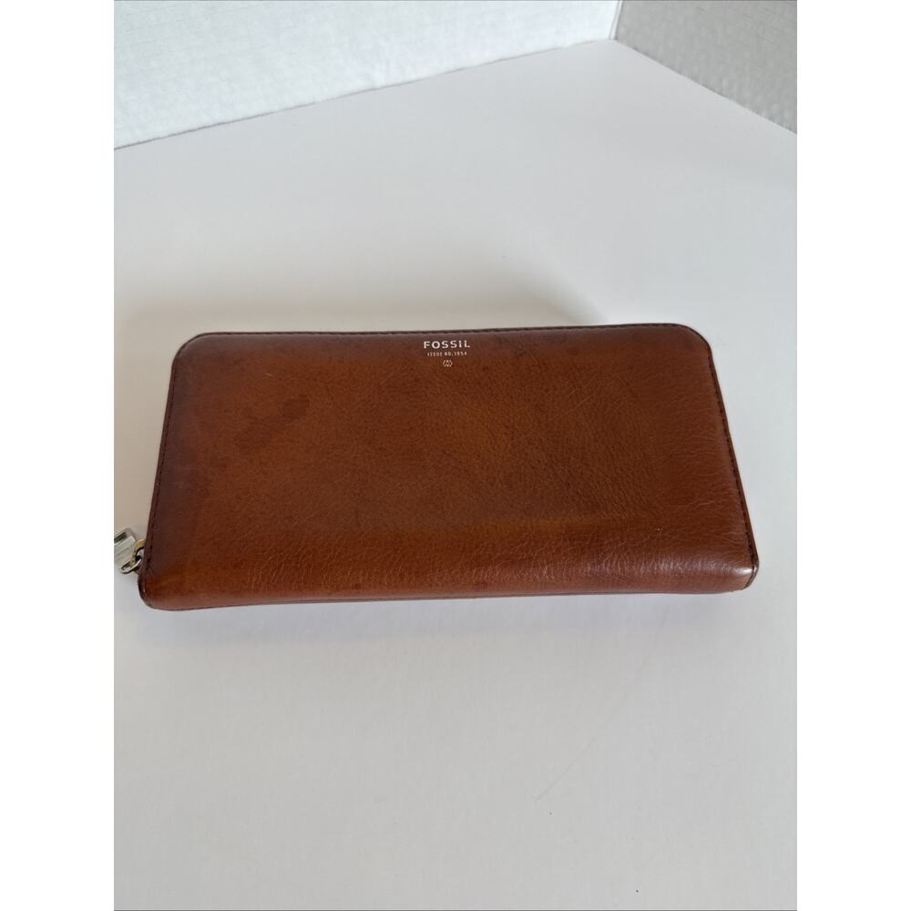 Vintage Fossil Brown Leather Women's Wallet